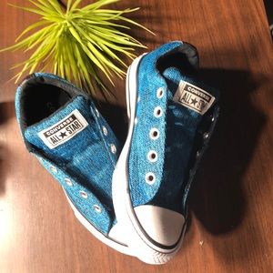 New-Style Converse Slip-On Sneakers!